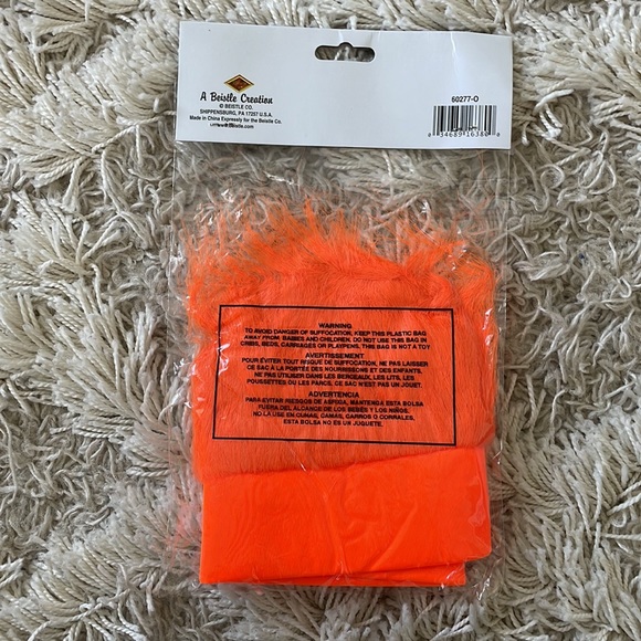 Hairy headband for Halloween - Picture 2 of 2